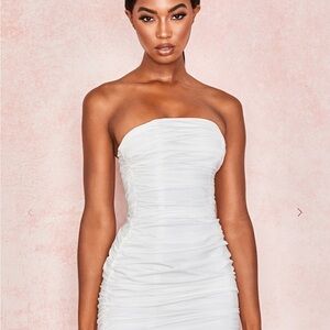 Elegant White Strapless Dress